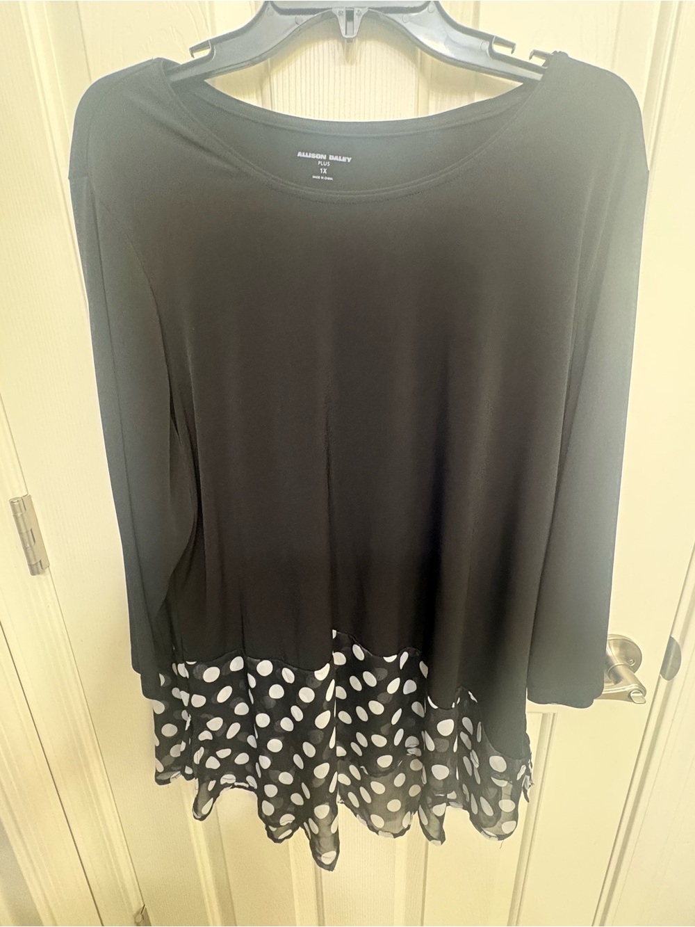 Allison Daley Black Tunic with Polka Dot Hem 1X - NWOT